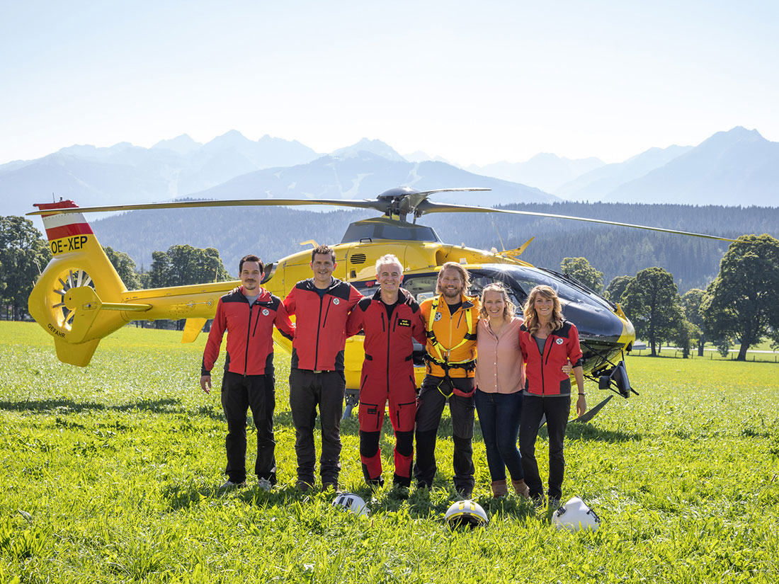 Mountain rescuer fan hike in the Ramsau